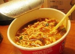 娱乐吃瓜君泡面,揭秘娱乐圈那些不为人知的幕后故事